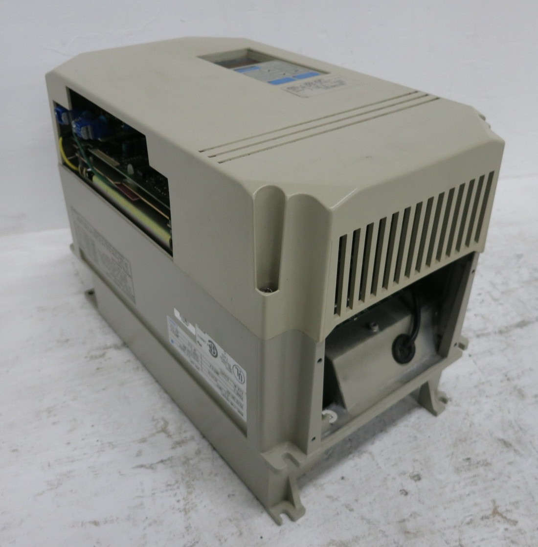 Saftronics CIMR-VGU43P7 5 HP AC VS Drive 460V VGU-43P7 Yaskawa VFD Inverter (DW8621-1)