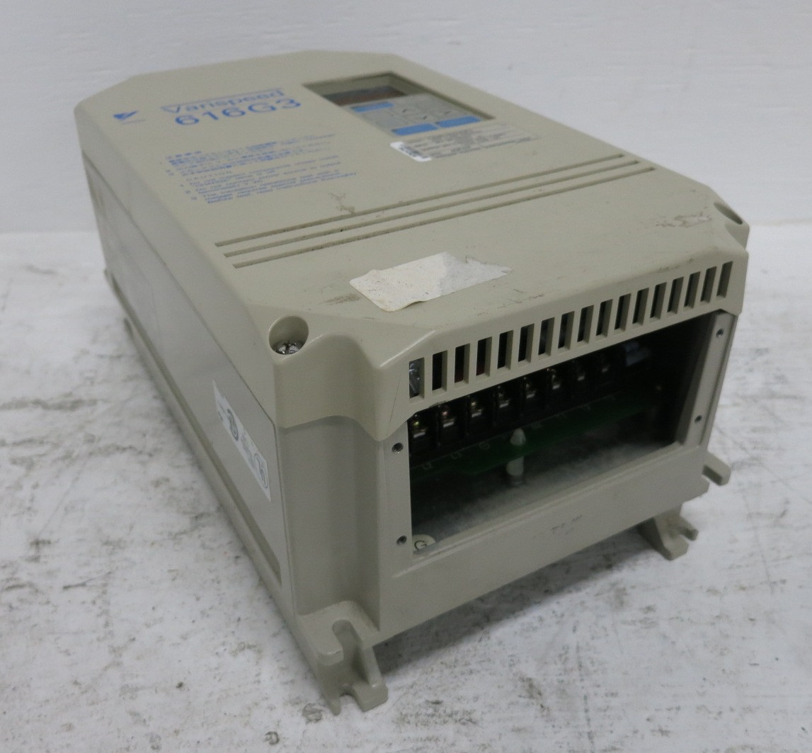Yaskawa CIMR-G3V40P4 0.5 HP AC VS Drive Varispeed Inverter 460V VFD 616G3 40P41F (DW8620-2)