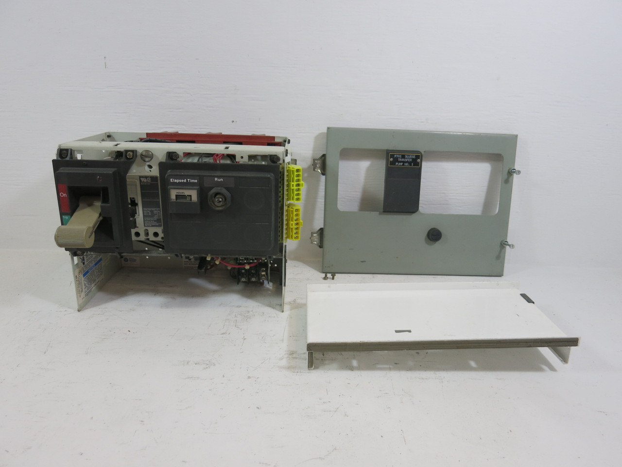 Image of Cutler Hammer Westinghouse 2100 Size 1 Starter 15 Amp Breaker 12" MCC Bucket 30A