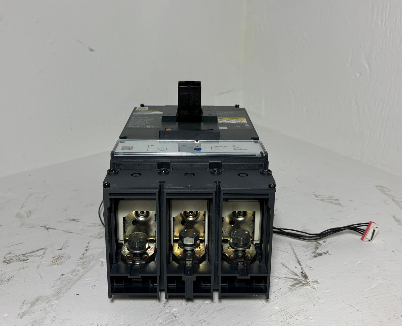 Square D LL 1200 Amp LLF37060D33 PowerPact DC Circuit Breaker 600 Amp Trip 600A (EM6009-2)