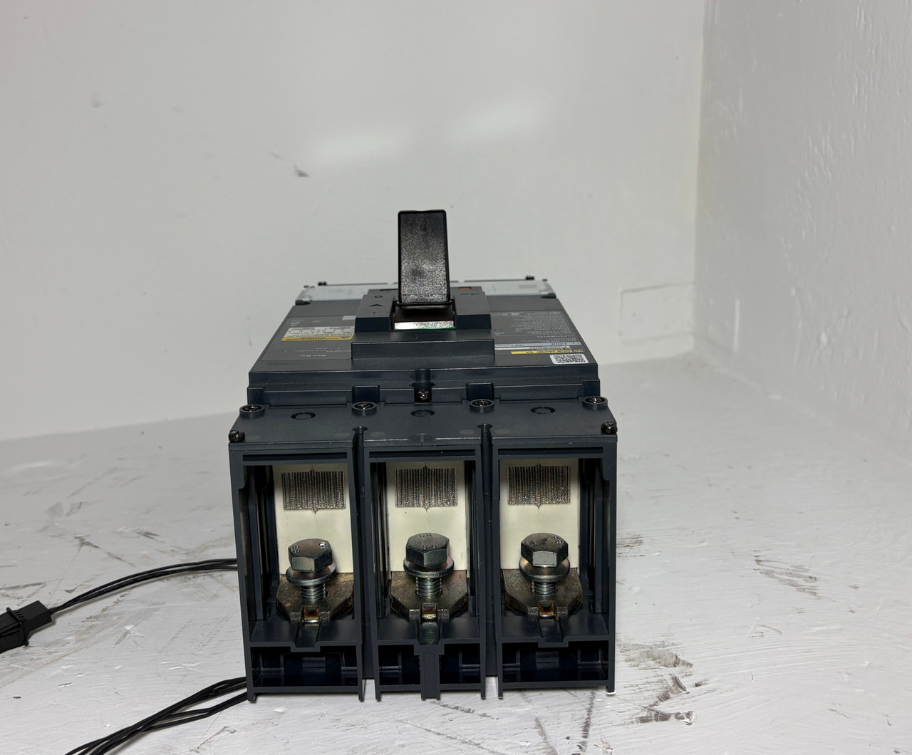 Square D LL 1200 Amp LLF37060D33 PowerPact DC Circuit Breaker 600 Amp Trip 600A (EM6009-2)