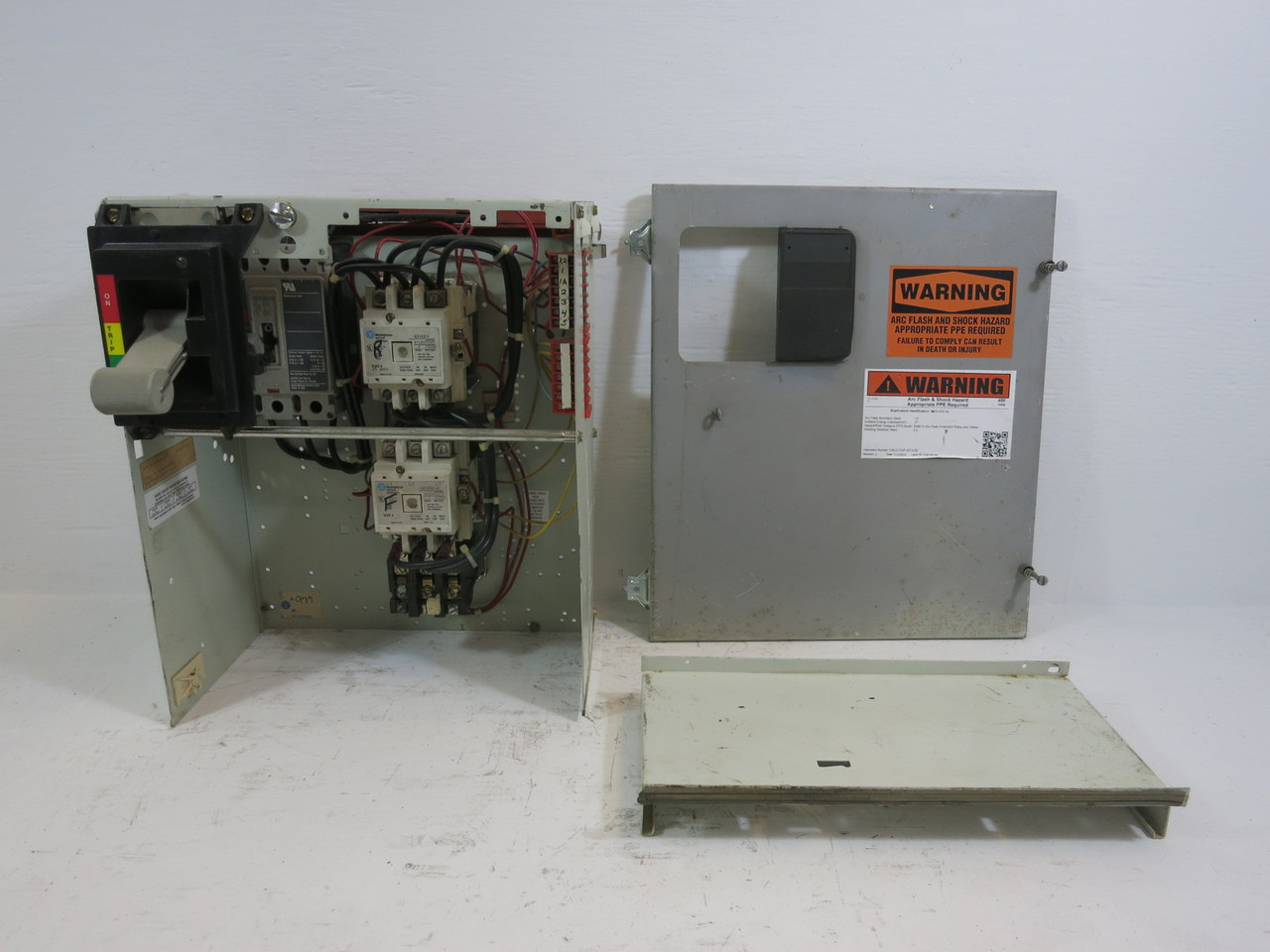 Image of Cutler Hammer 2100 Size 2 Reversing Starter 50A Breaker 18" MCC Bucket 50 Amp
