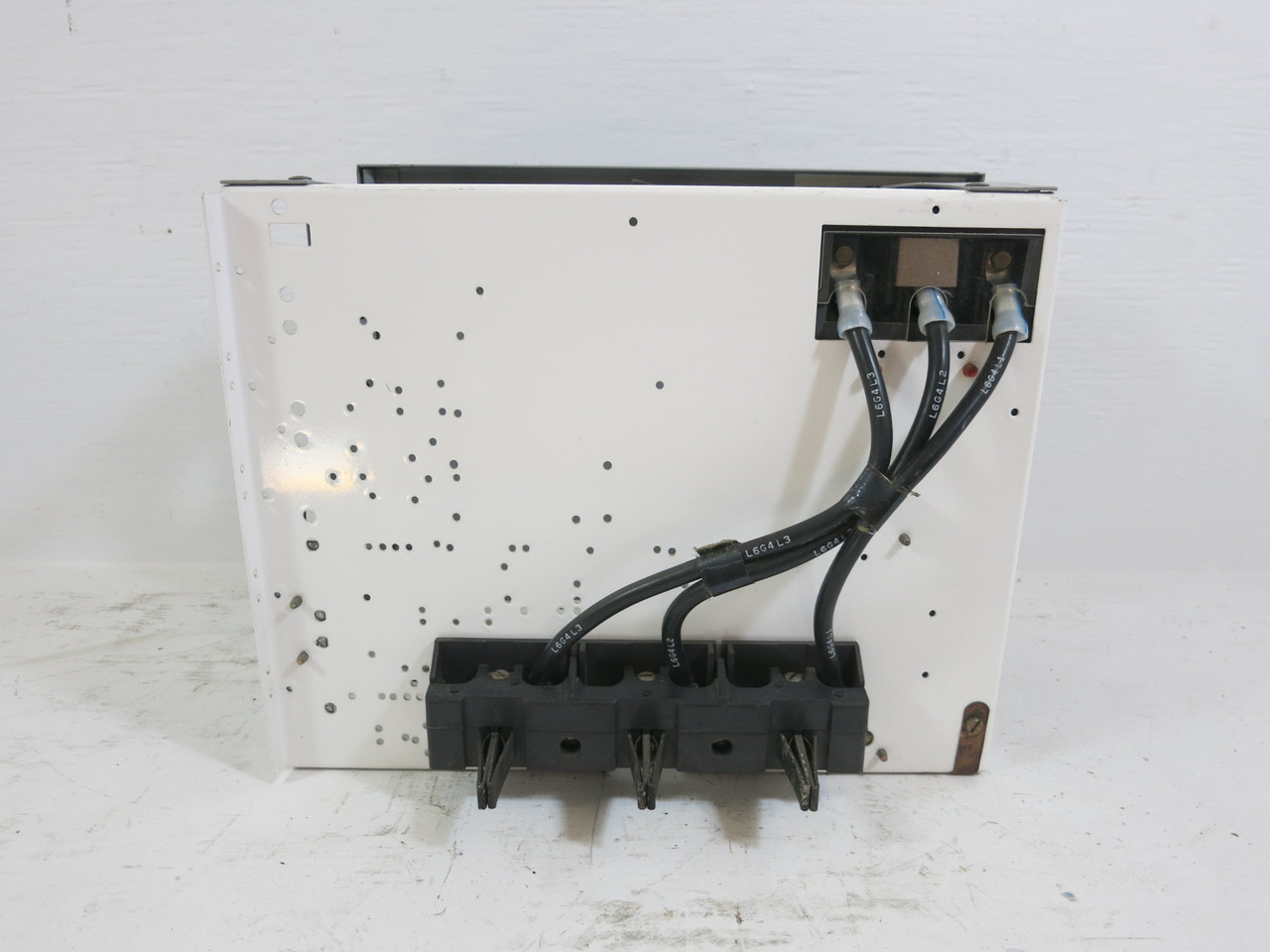 General Electric GE 8000 60A Fusible Feeder 12" MCC Bucket 60 Amp Fused (BJ1176-2)