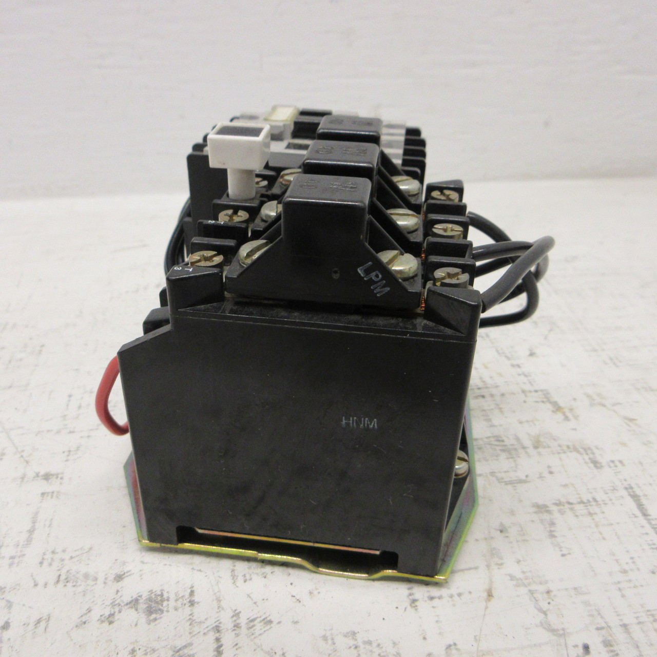 Allen Bradley 509-TOA Ser B Size 00 Motor Starter 120V Coil 9A 600VAC w/ Heaters (AH1696-1)
