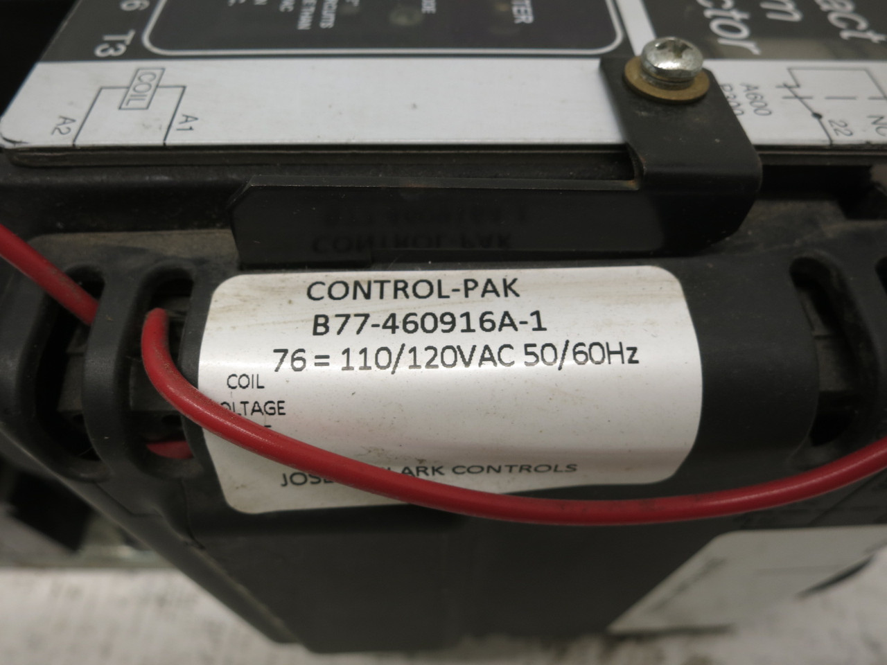 Joslyn Clark CV13U03040676 Size 4 Compact Vacuum Contactor 120V Coil CV13U030406 (DW8656-1)