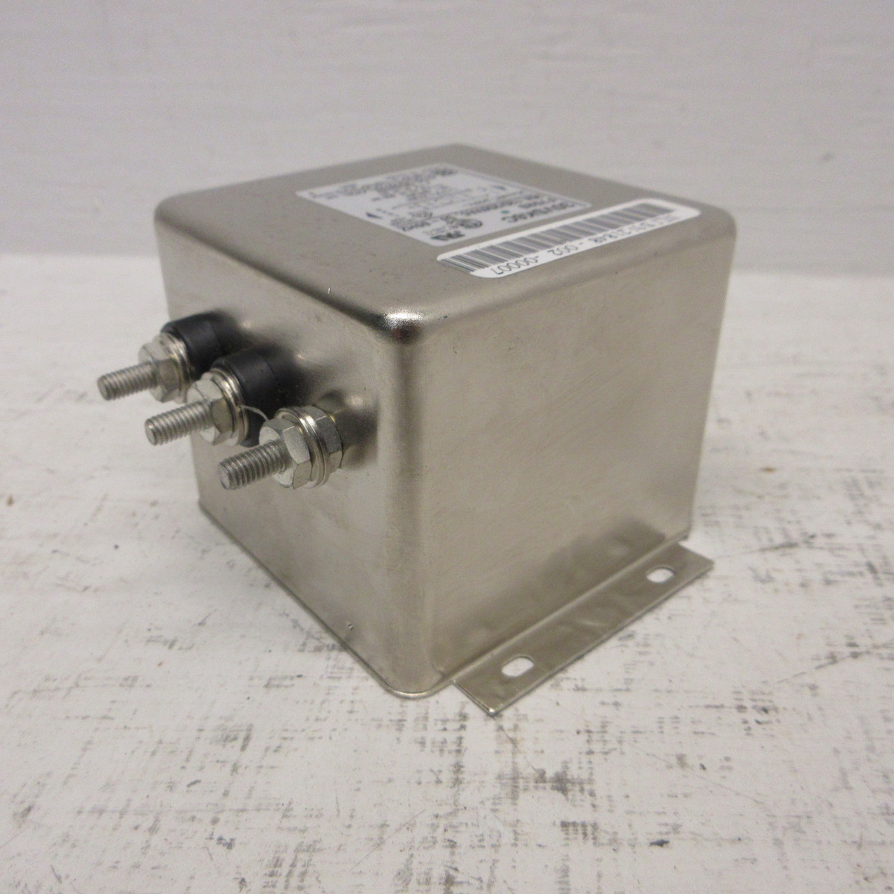 NEW TE Connectivity Corcom 30VSK6C Power Line Filter 50/60Hz 30A 120/250VAC NNB (AH1711-4)
