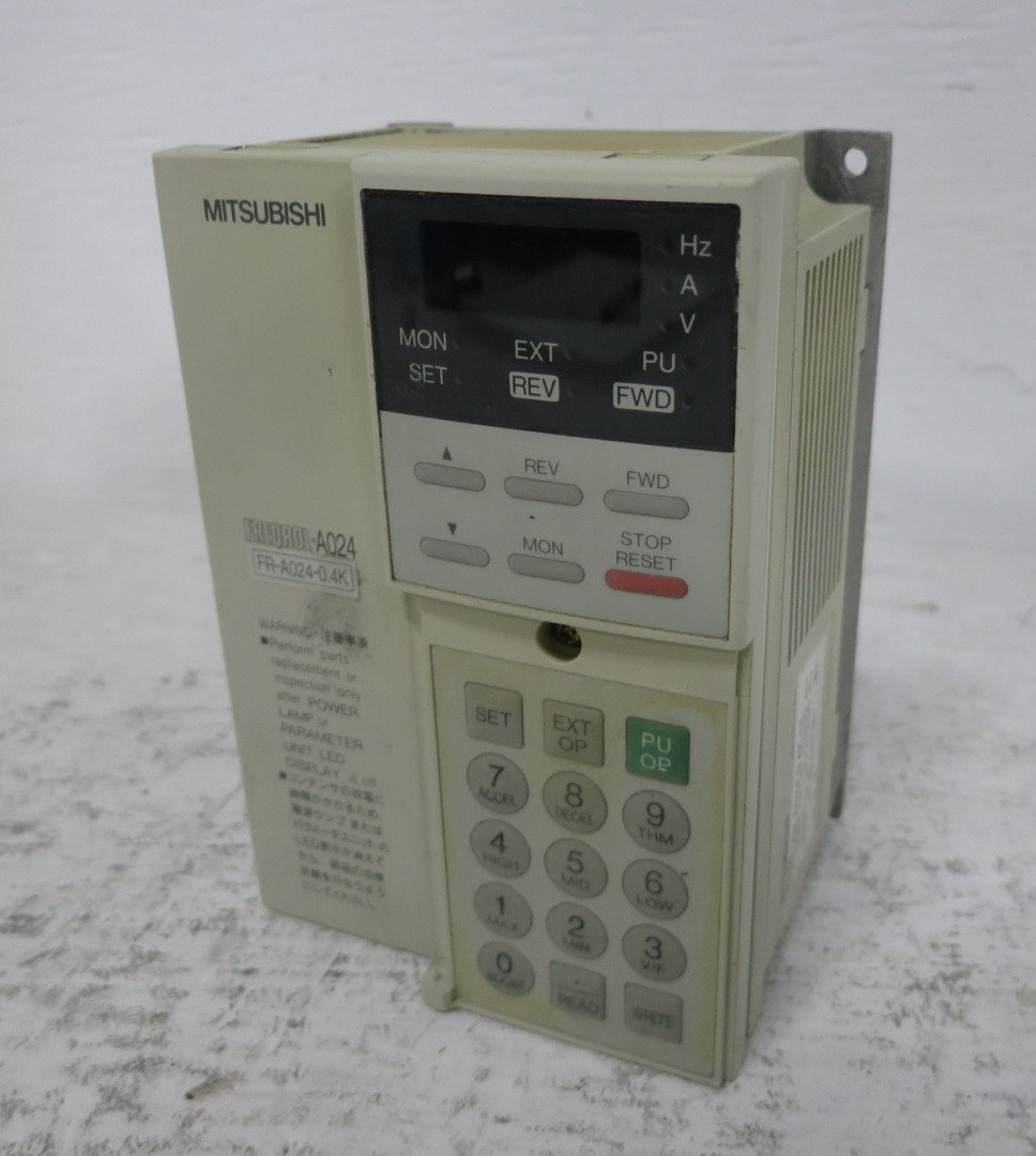 Mitsubishi FR-A024-0.4K-UL 0.5 HP AC Inverter VS Drive Freqrol A024 200-230V VFD (DW8698-1)