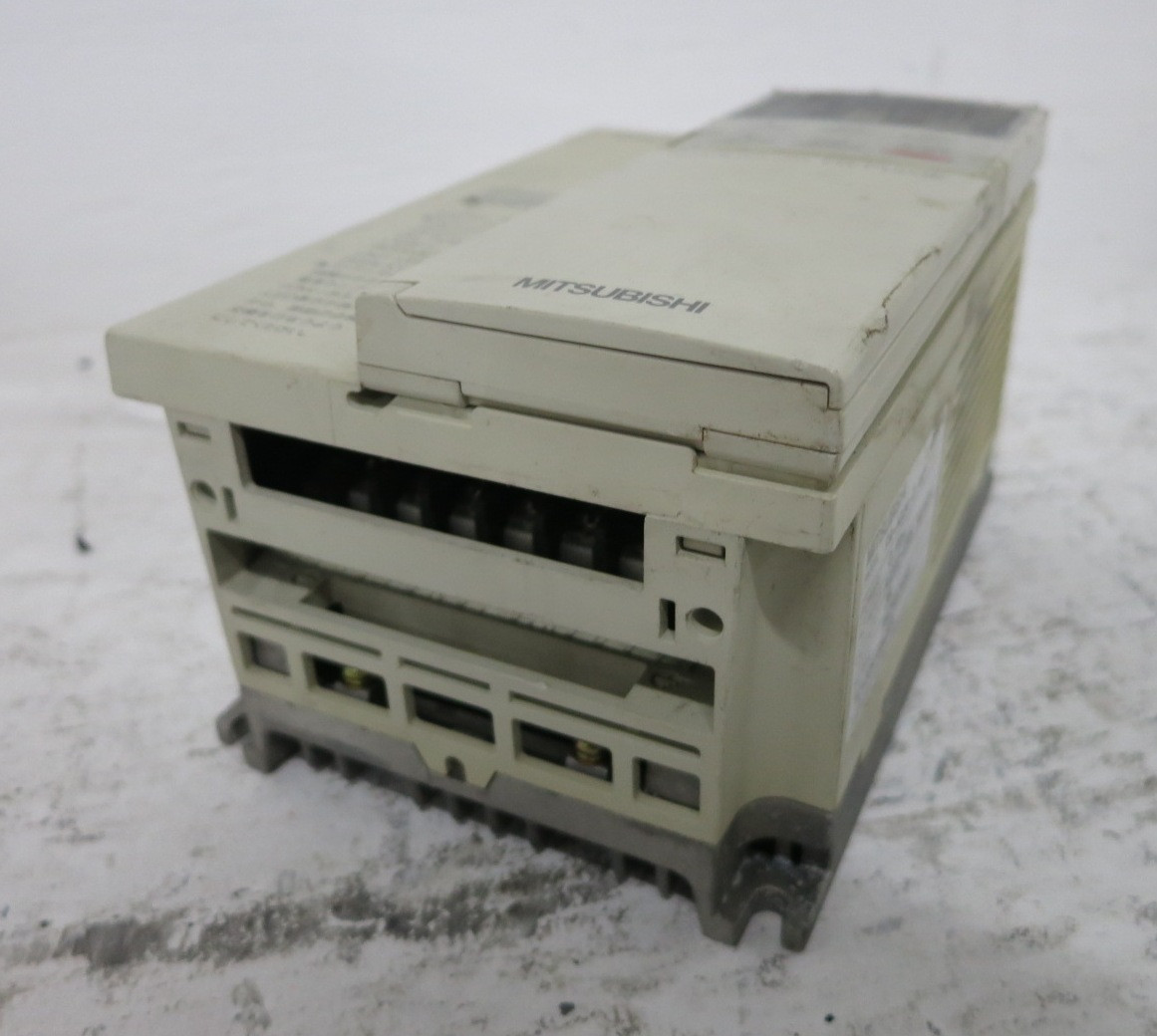 Mitsubishi FR-A024-0.4K 0.5 HP AC Inverter VS Drive Freqrol A024 200-230V VFD (DW8697-11)