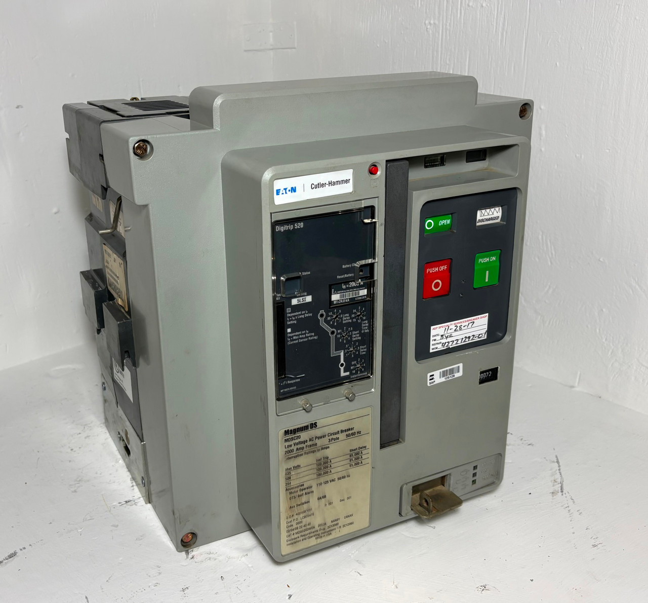 Eaton MDSC20 2000A Magnum DS Circuit Breaker w/ 2000 Amp Trip LSI Shunt & Aux EO (EM5990-1)