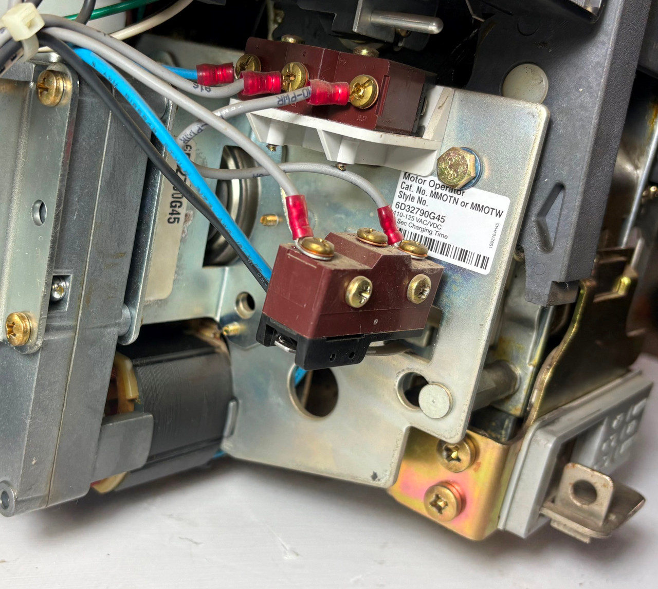 Eaton MDSC20 2000A Magnum DS Circuit Breaker w/ 2000 Amp Trip LSI Shunt & Aux EO (EM5990-1)