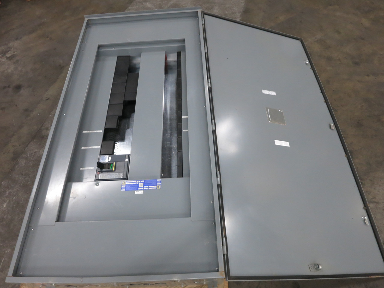Image of Square D 800A HCP I-Line Main Breaker Panel Board 208/120 800 Amp MGA36800E10 3R