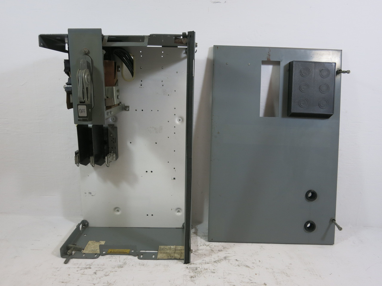 Image of Cutler Hammer F10 Unitrol 100A MCC Feeder Bucket Fusible Type 24" 100 Amp Fused