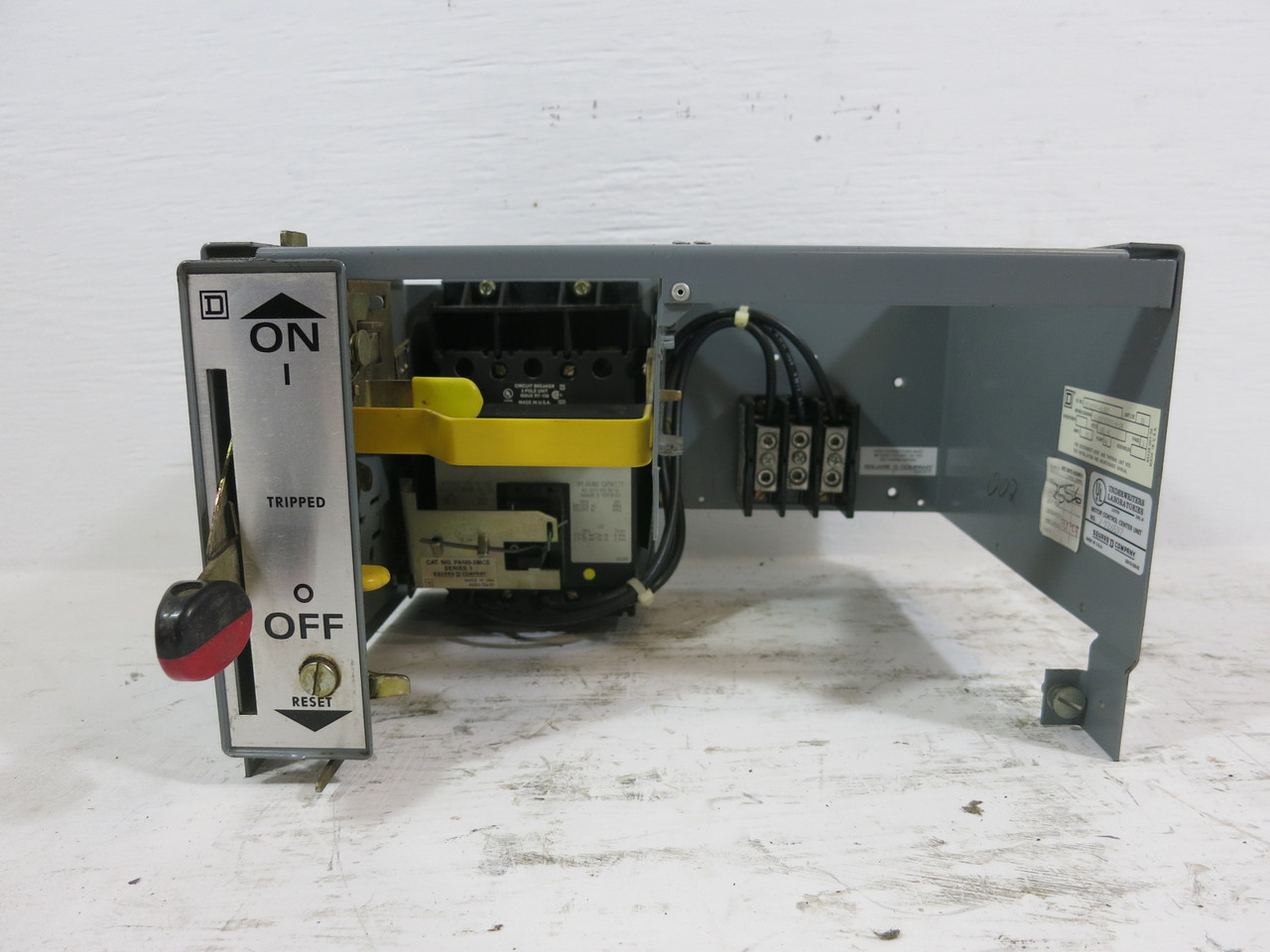Square D Model 5 15 Amp Breaker 9" Motor Control MCC Feeder Bucket 15A Mod 5 (BJ1194-1)