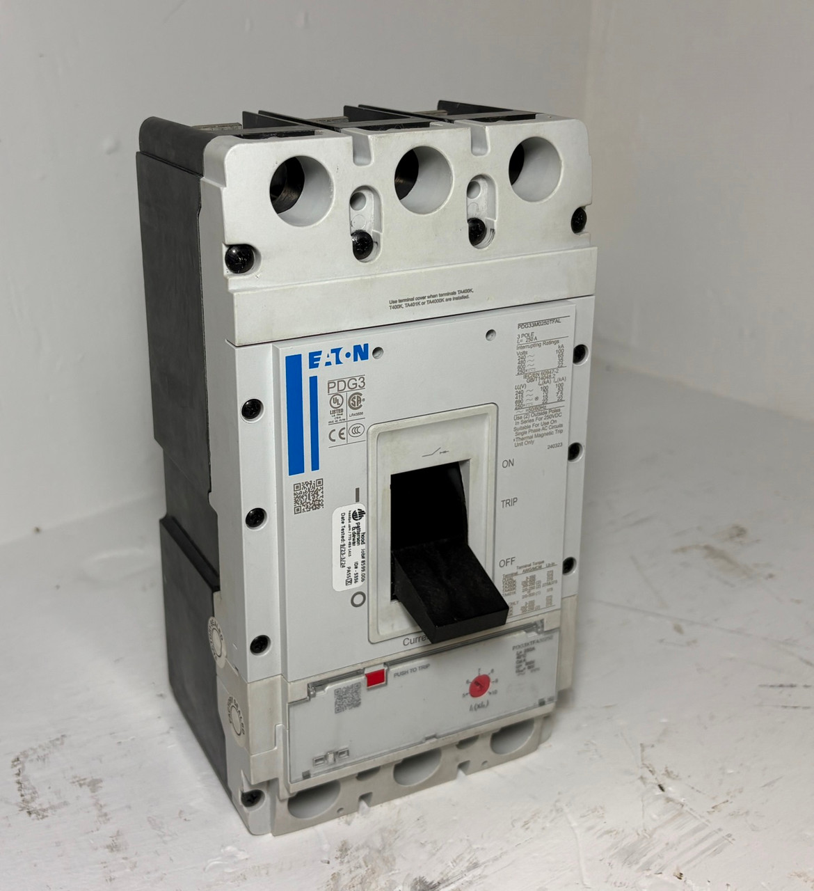 Image of Eaton PDG33M0250TFAL 250A Circuit Breaker PDG3 w/ 250 Amp Trip 3P PDG3XTFA30250