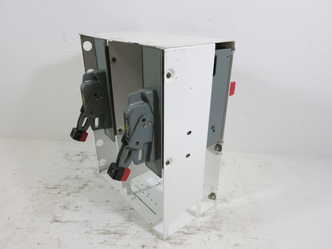 Square D Model 4 Dual 15A Breaker Feeder 18" MCC Bucket 15 Amp Mod 4 FHL SD (BJ1199-1)
