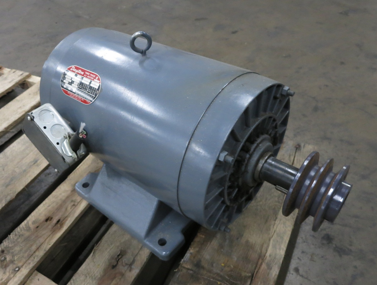 Image of Dayton 3N003-H 10 HP AC Motor 208-220/440V 3PH 50/60 Hz 2900/3500 RPM LS254U