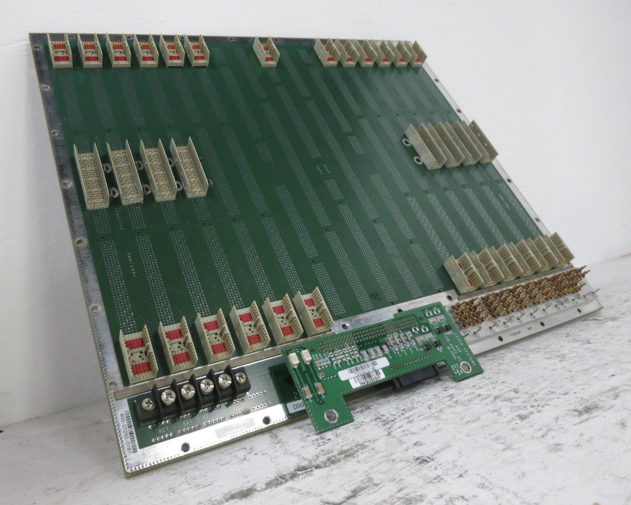 Cisco 28-3866-02 ONS 15454 Backplane Chassis Board 800-07250-01 PLC Rack (DW8737-1)