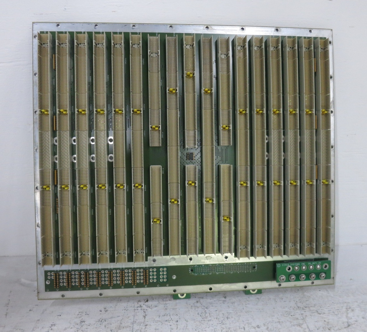 Cisco 28-3866-02 ONS 15454 Backplane Chassis Board 800-07250-01 PLC Rack (DW8737-1)