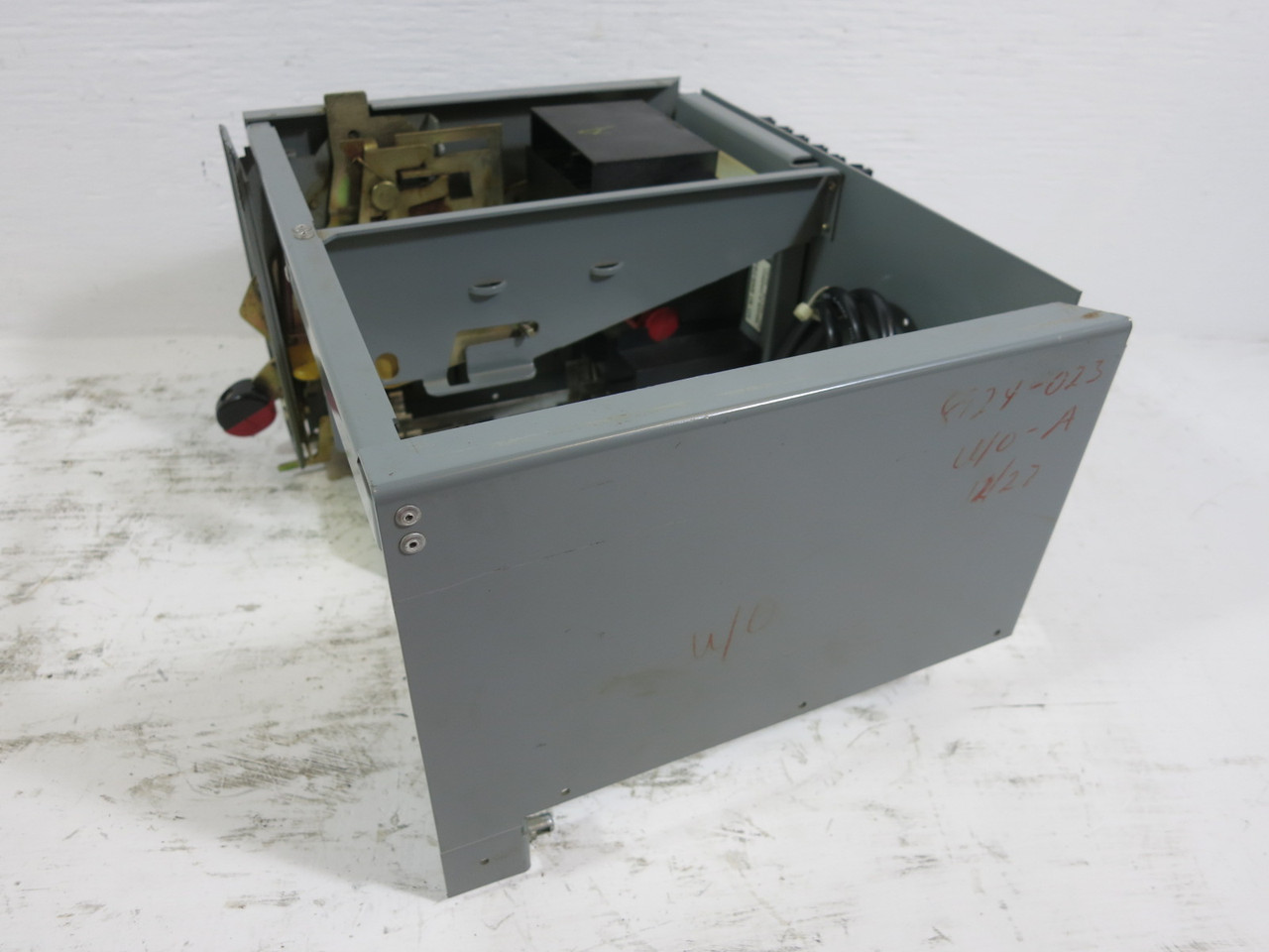 Square D Model 5 60 Amp Fusible 9" Motor Control MCC Feeder Bucket 60A Mod 5 (BJ2003-1)
