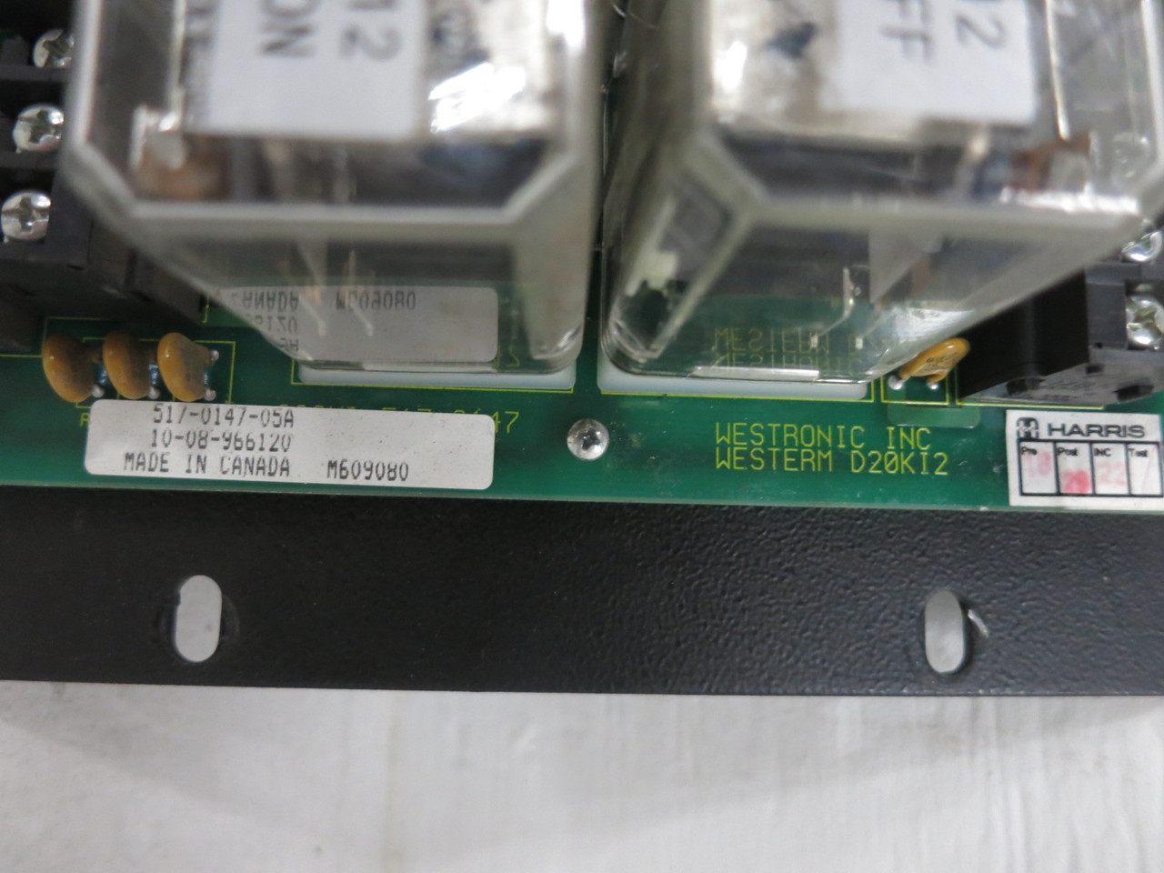 2nd Image of DW8752