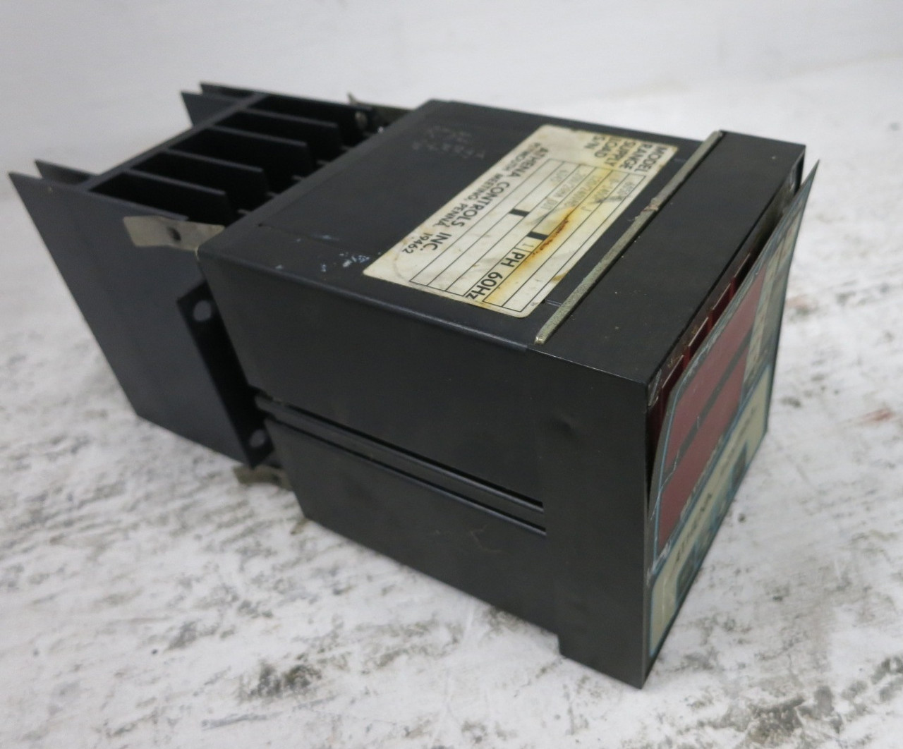 Athena 6050-S Digital Temperature Controller Display 0-1400 F Process Control (DW8756-1)