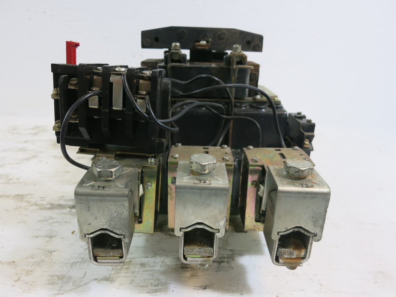 General Electric CR306G0**LVH Size 5 Motor Starter 480V Coil 270A 200 HP Sz5 GE (BJ2016-1)