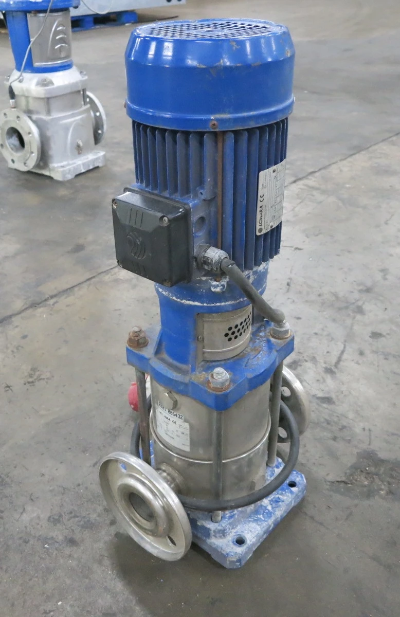Image of Lowara 3 HP Vertical Multistage Centrifugal Pump 2.2 kW 240V 3PH Motor LM90B14