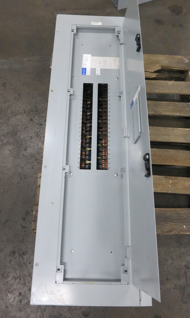 GE AQF3424SBX 400A Breaker Panel Board 208Y/120V MLO 3PH 4W A Series II 400 Amp (DW8835-1)