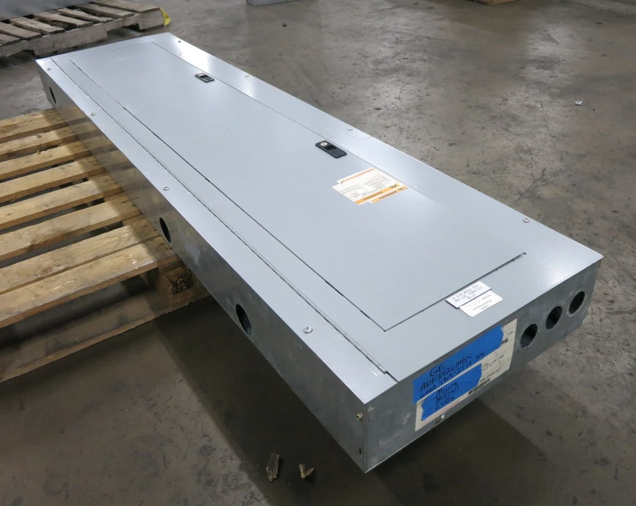 GE ADF3426MBX 600A Breaker Panel Board 480Y/277 MLO A Series 3PH 4W 600 Amp (DW8838-4)