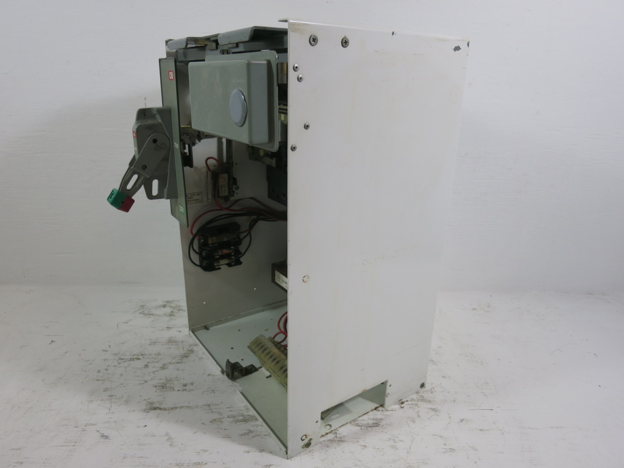 Square D Model 6 250 Amp Breaker Size 4 Starter 21" MCC Bucket 250A 8536SF01S (BJ2005-1)