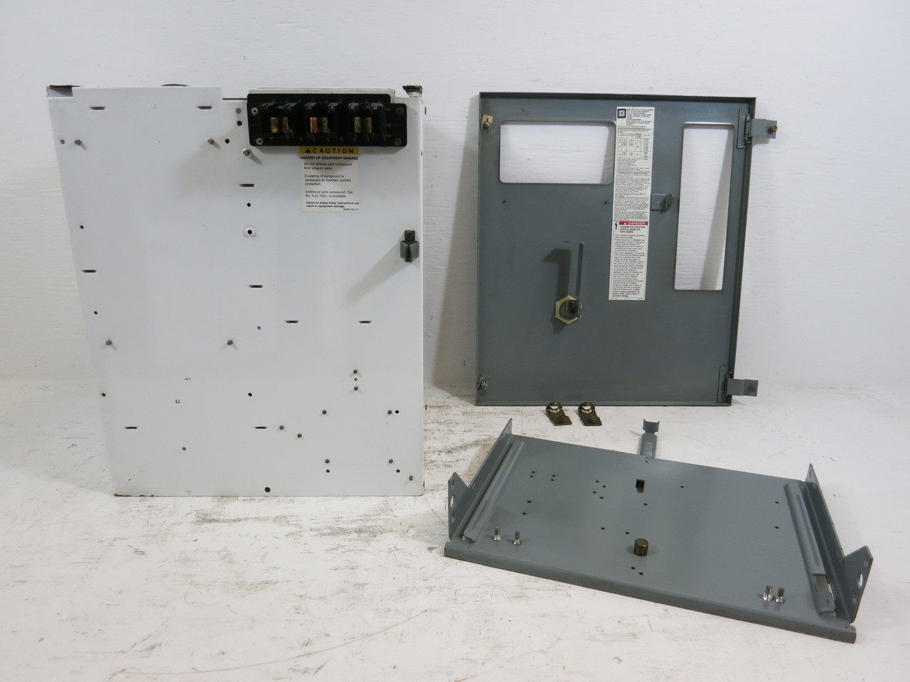 Square D Model 6 30A Breaker Size 1 Reversing Starter 18" MCC Bucket 30 Amp (BJ2007-1)