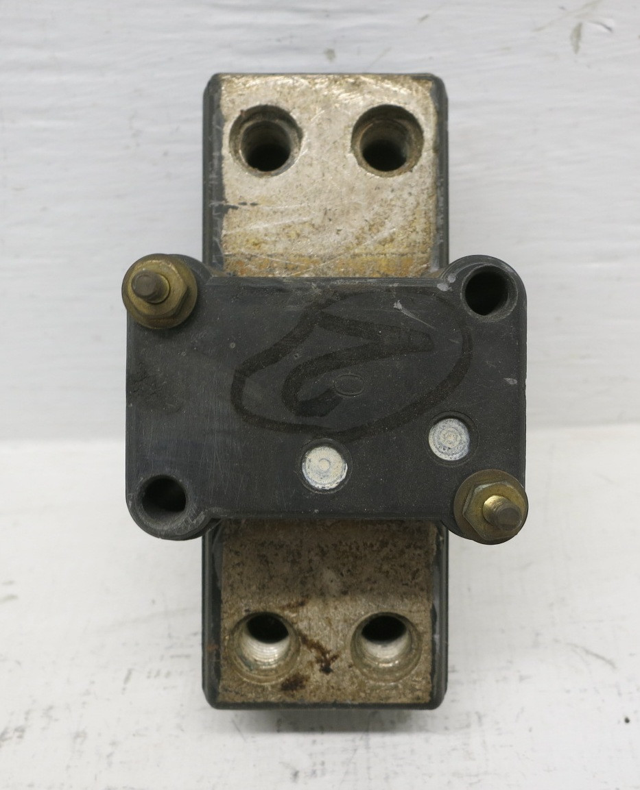 Westinghouse 2608D25G02R 1600:01 External Current Sensor 1600A SPB Ground Fault (DW8761-2)