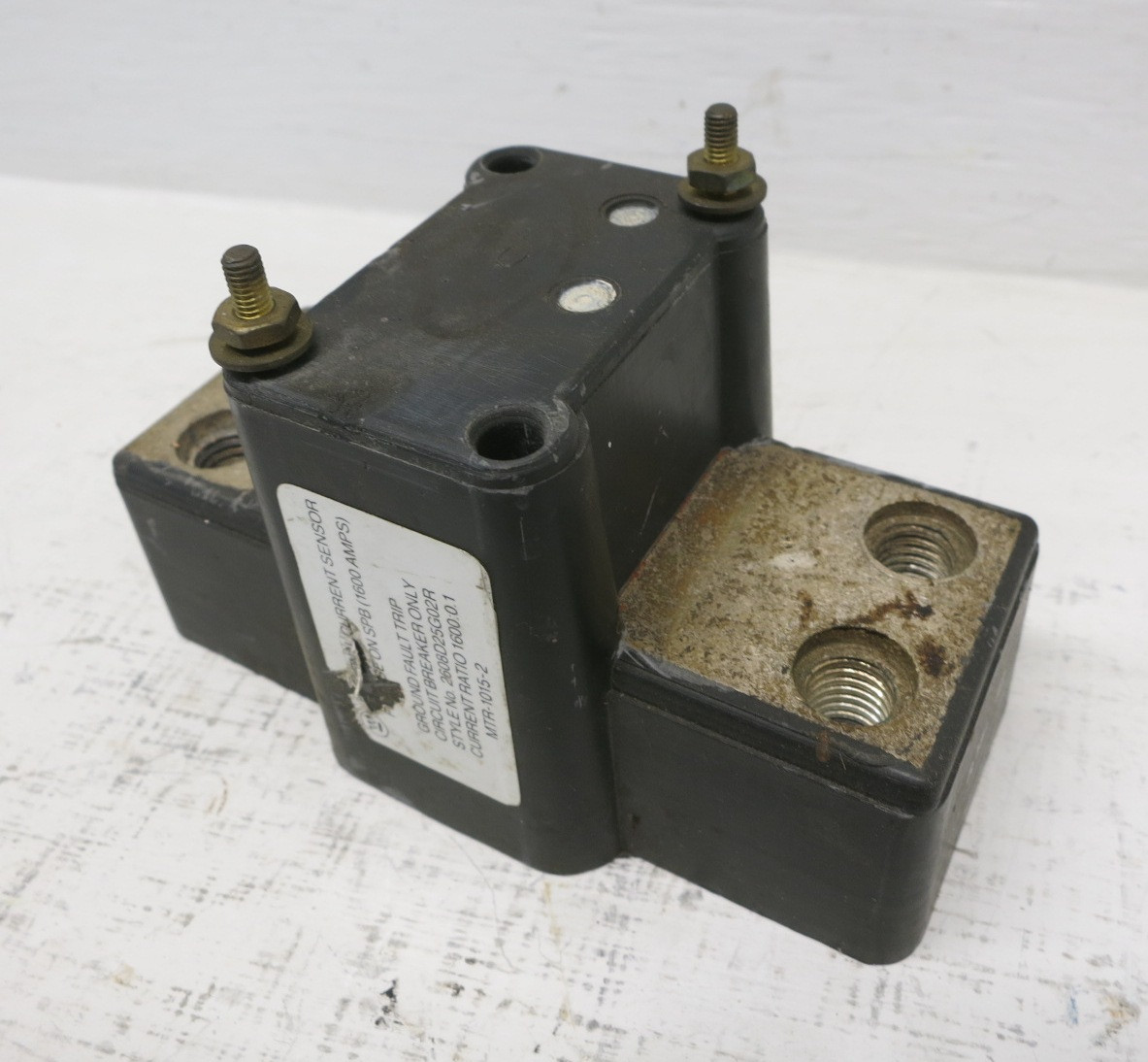Westinghouse 2608D25G02R 1600:01 External Current Sensor 1600A SPB Ground Fault (DW8761-2)