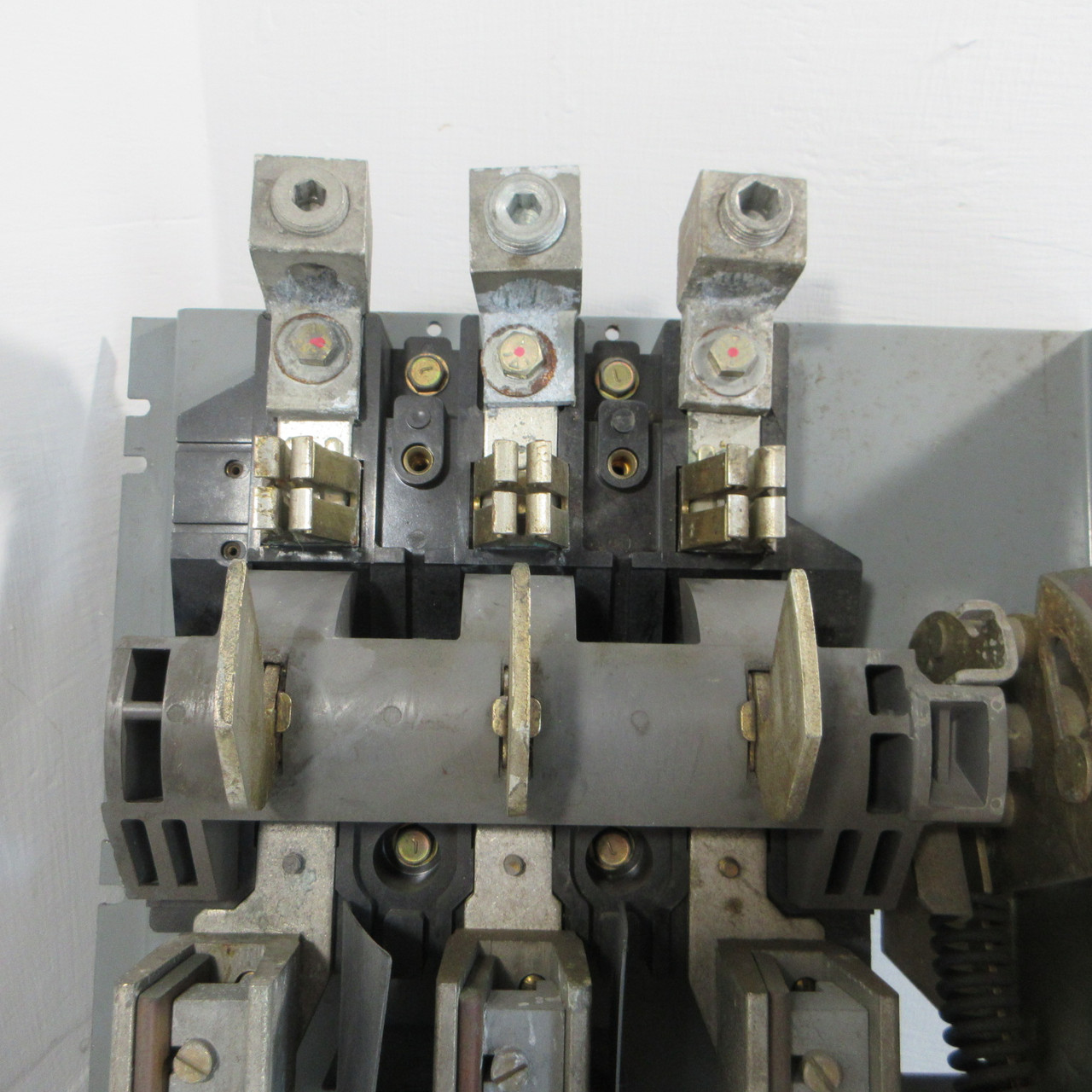 Allen Bradley 219MT-FJC-28R Q 400A 600V Disconnect Switch 400 Amp 3PH w/ Fuses (AH1777-1)