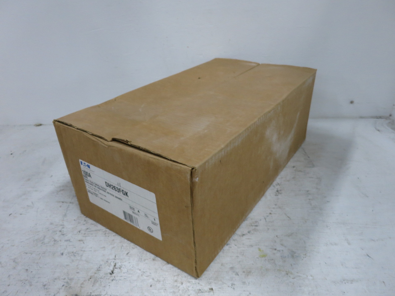 NEW Eaton DH263FGK 100A 600V Fusible Safety Switch Disconnect 100 Amp 480V 2P (DW8780-1)