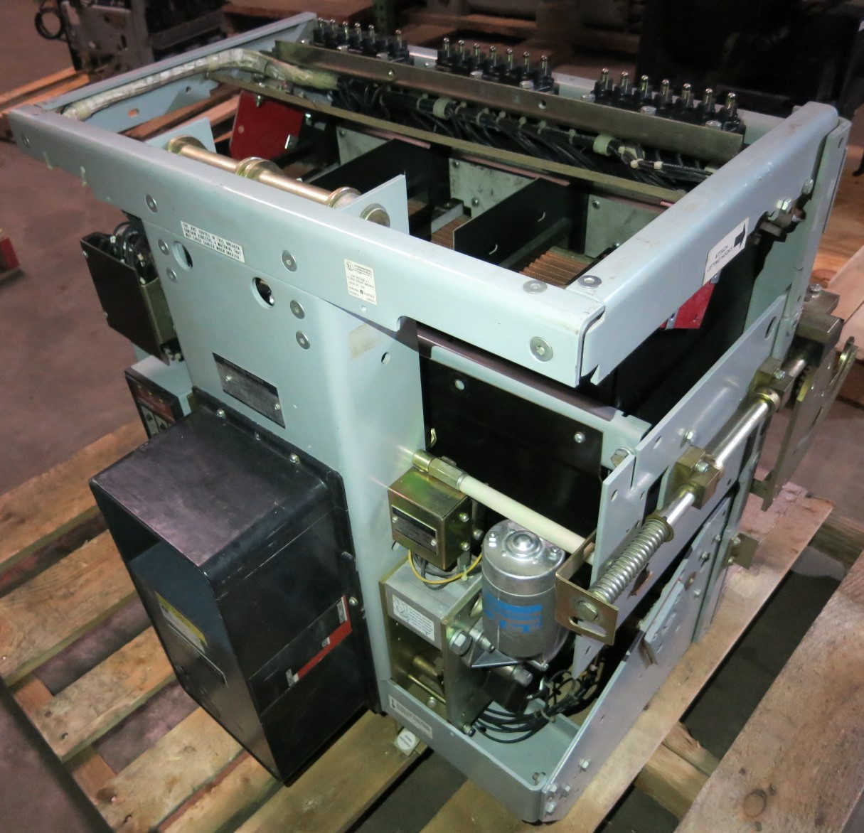 GE AKR-6D-100 4000A LSG MicroVersa Trip Draw Out General Electric Breaker EO 6 D (GA0035-R1-1)
