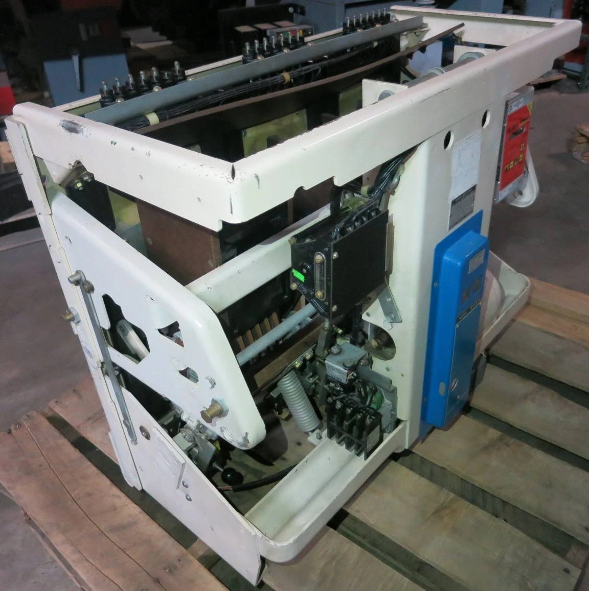 GE AK-2A-100S-2 4000A w AC Pro Trip Unit Breaker General Electric 4000 Amp 100 S (GA0036-R1-1)