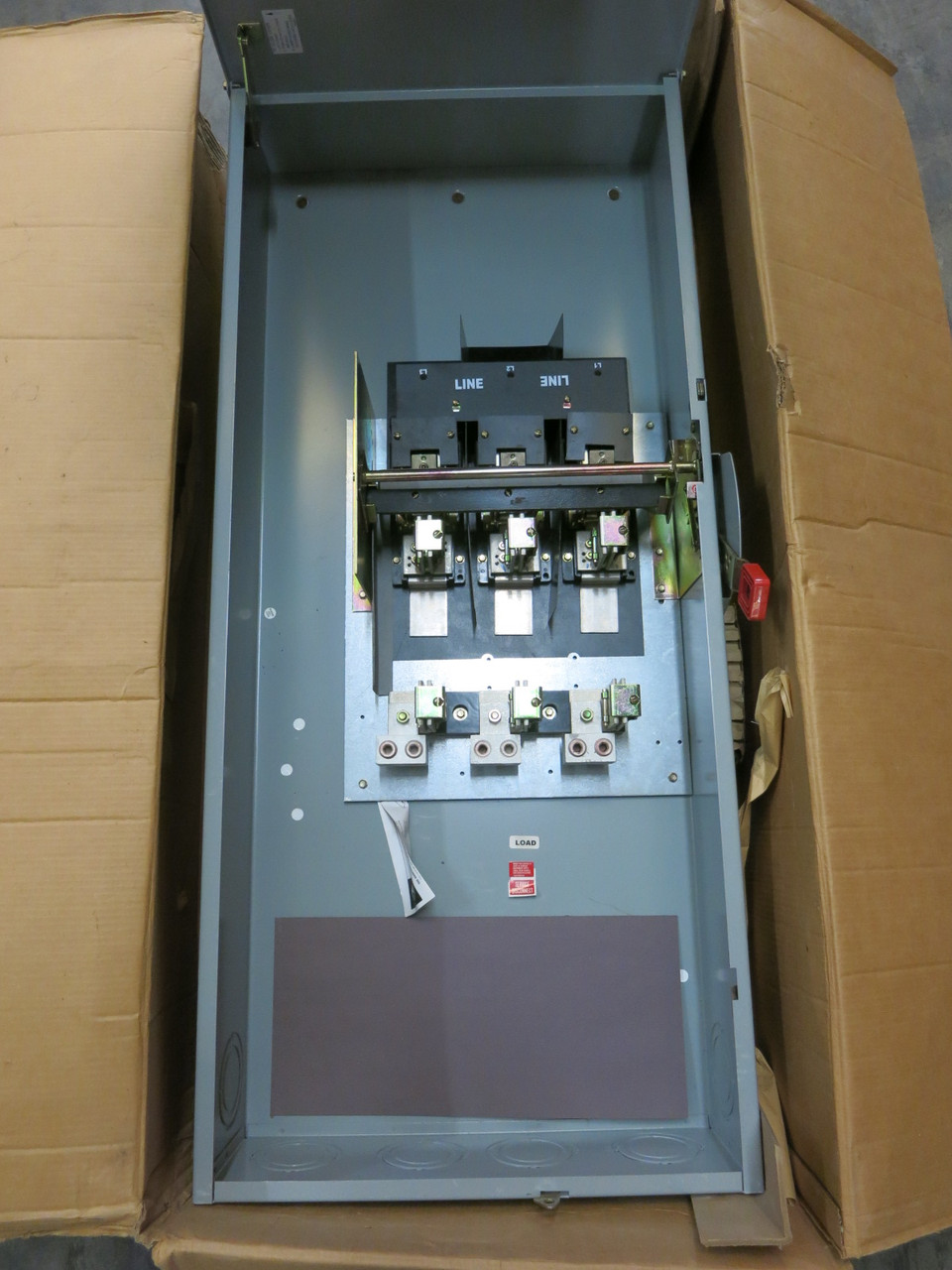 NEW GE TH3326R 600A 240V Fusible Safety Switch Disconnect 600 Amp Mod 11 3R (DW8878-1)