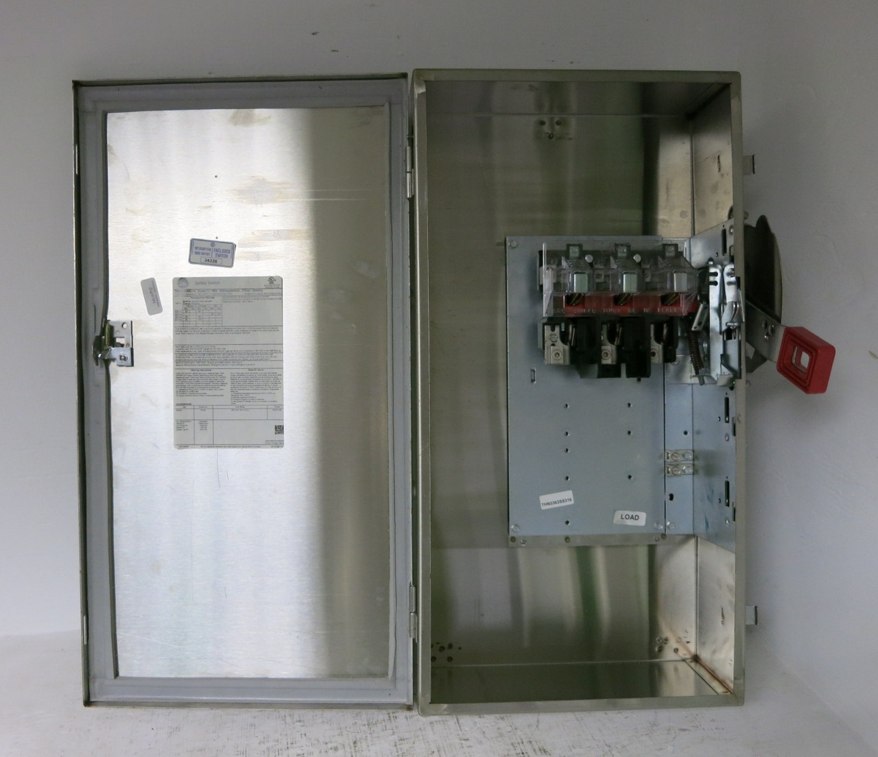 NEW ABB THN3363SS316 100A 600V Non-Fused Safety Switch Disconnect 100 Amp 4, 4X (DW8881-2)