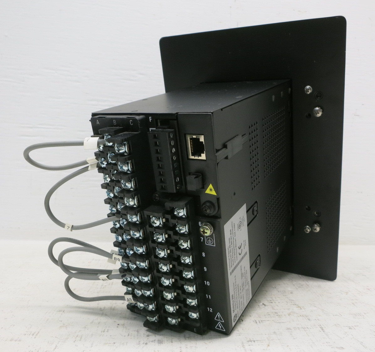 GE Multilin 350 Feeder Protection System Relay 350-E-P5-G5-H-E-S-N-N-1E-D-N (DW8910-1)