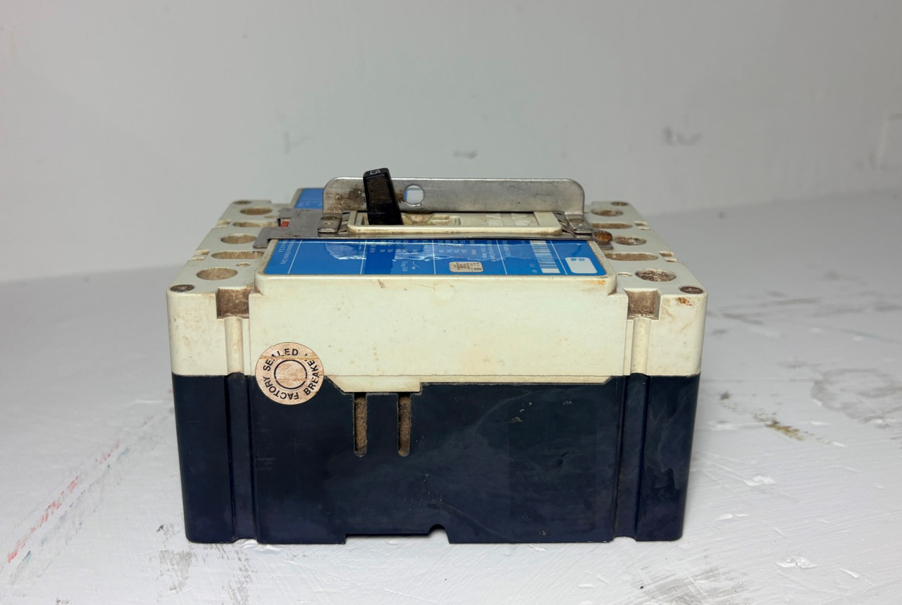 Westinghouse FD3015 15A Series C Circuit Breaker Glossy Blue FD3015L 3P 15 Amp (EM6030-2)
