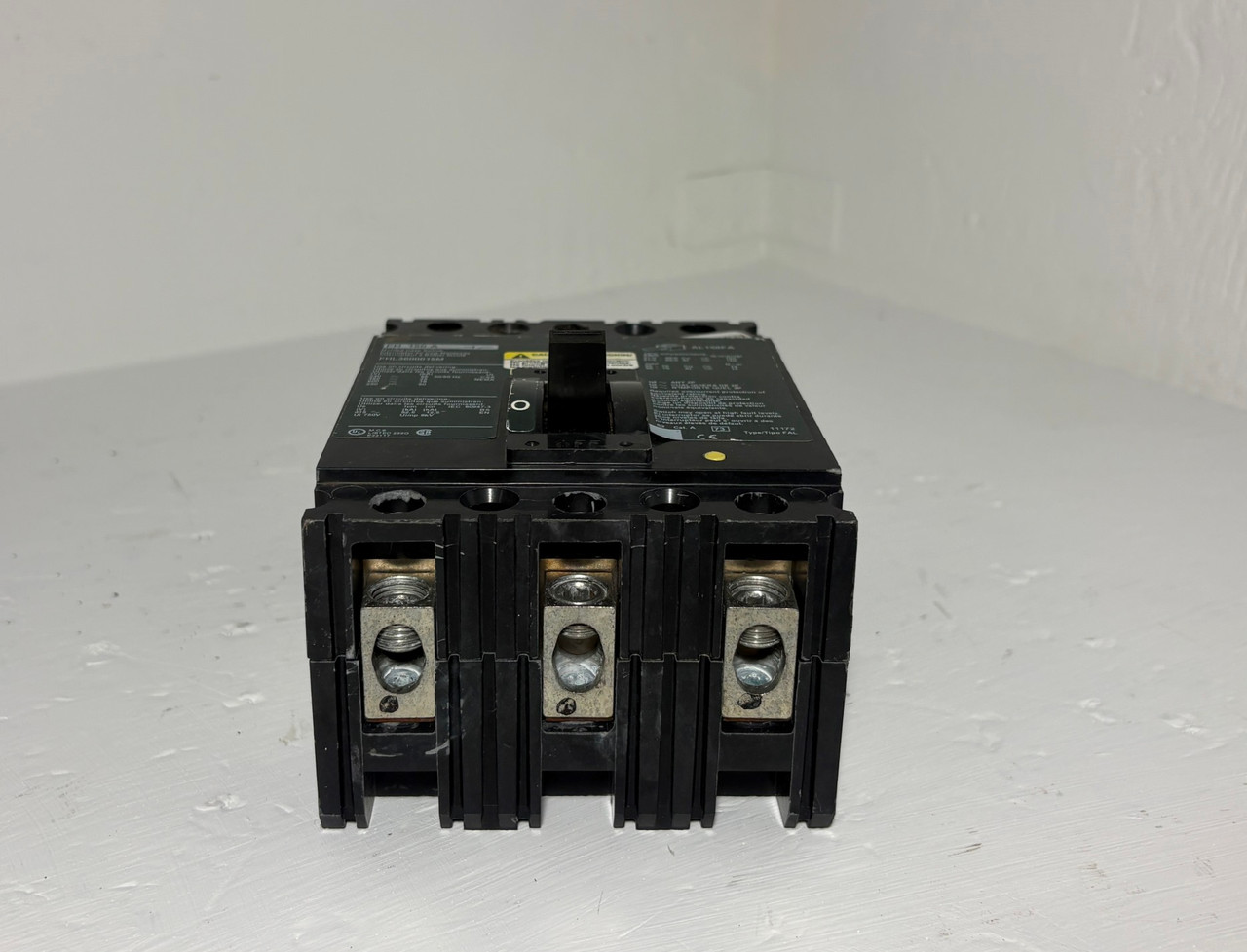 Square D FHL3600015M 150A Molded Case Switch Green Label 600V 150 Amp FH 150 A (EM6041-1)
