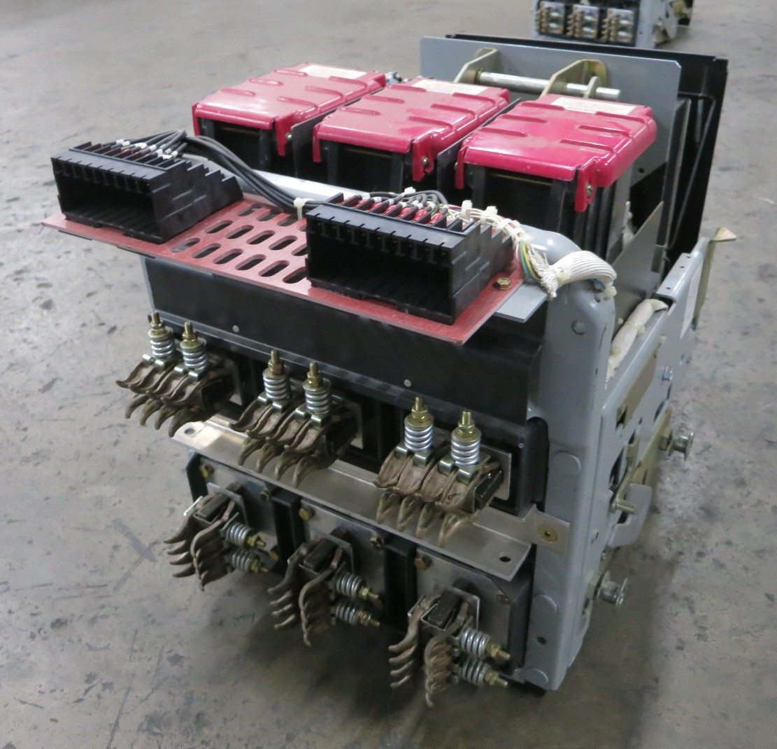 GE WPH-16 WavePro 1600A Air Circuit Breaker LS Power+ Trip J116LST1 1600 Amp (DW8931-1)