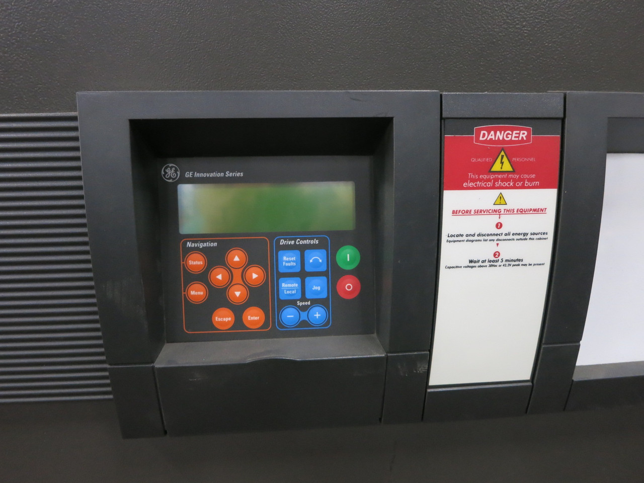 GE Innovation Series 664 kW Regenerative DC Source Drive 460V In 715V Out FLAW (DW8936-1)