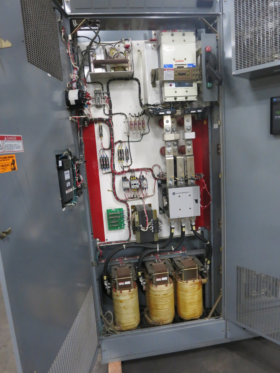 Allen Bradley 2364FA-MNB Regenerative DC Bus Supply Unit RGU Drive 524 kW 460 In (DW8945-1)