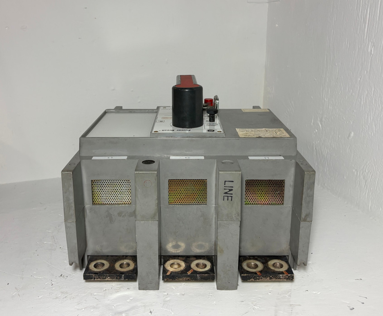 GE TPYY5616 1600A Power Break Molded Case Switch 1600 Amp General Electric TPYY (EM6046-1)