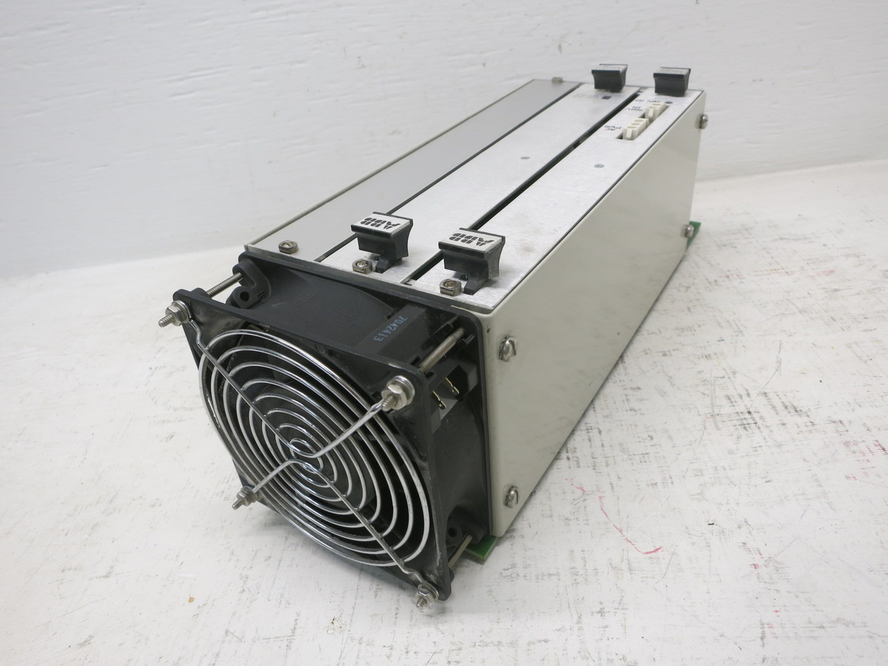 ABB 086368-002 Network Platform End Column Power Rack w ECHAM + EC24V 086369-001 (DW8960-3)