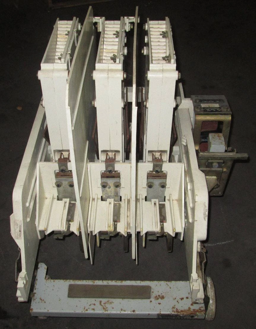 GE IC302BC4AC2A312AA02A 400A 5000V AC Contactor General Electric 0587X0867R01 (EBI1967-R1-1)
