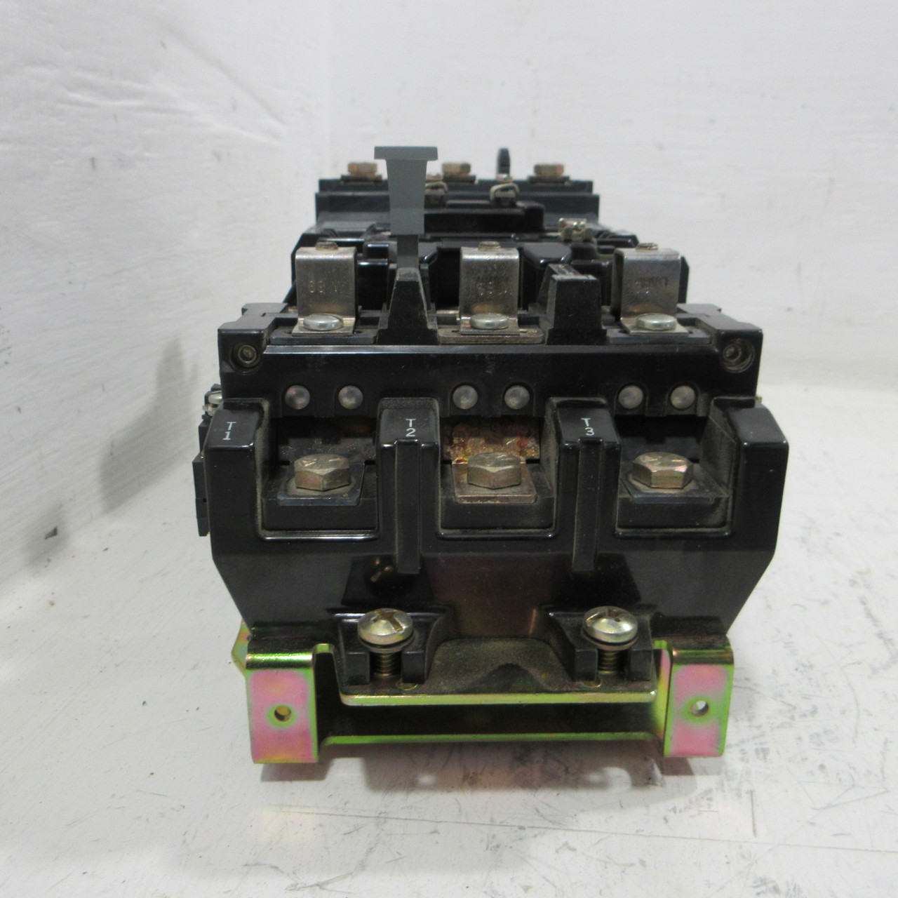 Allen Bradley 509-DOD NEMA Size 3 Starter Ser A 120V Coil CD236 50HP 509-D0D (AH1887-1)