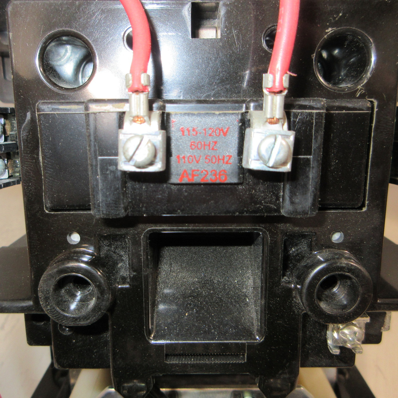 Allen Bradley 509-FOD NEMA Size 5 Starter Ser L 120V Coil AF236 200HP 509-F0D (AH1886-2)